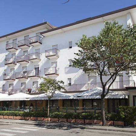 Albergo Dolomiti ليدو دي يسولو المظهر الخارجي الصورة